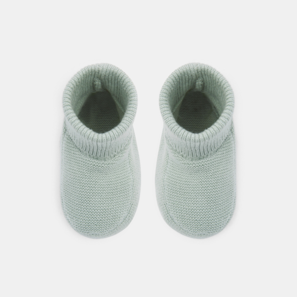 حذاء خفيف محبوك من التريكو باللون الأخضر لحديثي الولادة